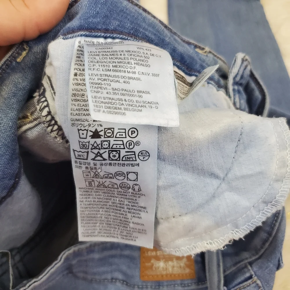 Levi’s light wash Jegging